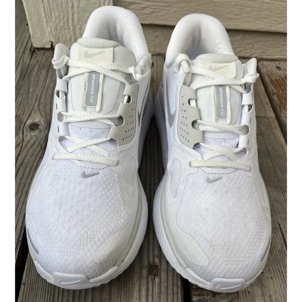 Nike Structure Plus Women’s 8.5 Running Shoes HQ3049-100 - White/Photon Dust